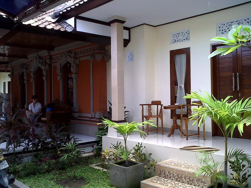 Kirana Home Stay Sanur Extérieur photo